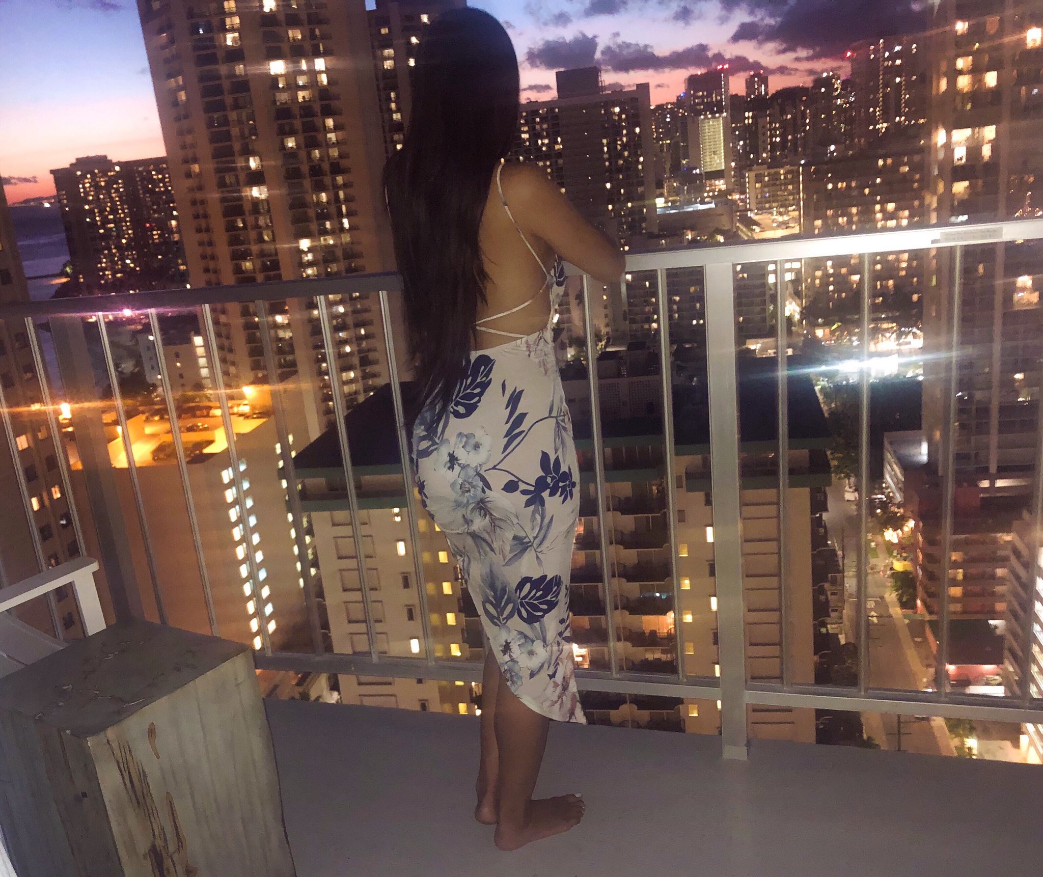 Vanessa Rallonza Alluring Balcony Elegance